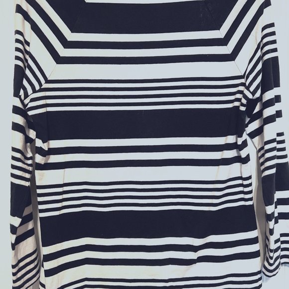 Chaps-Medium-Black & White Strips-Stretch-Casual-Classy-travel-vacation - Picture 3 of 8